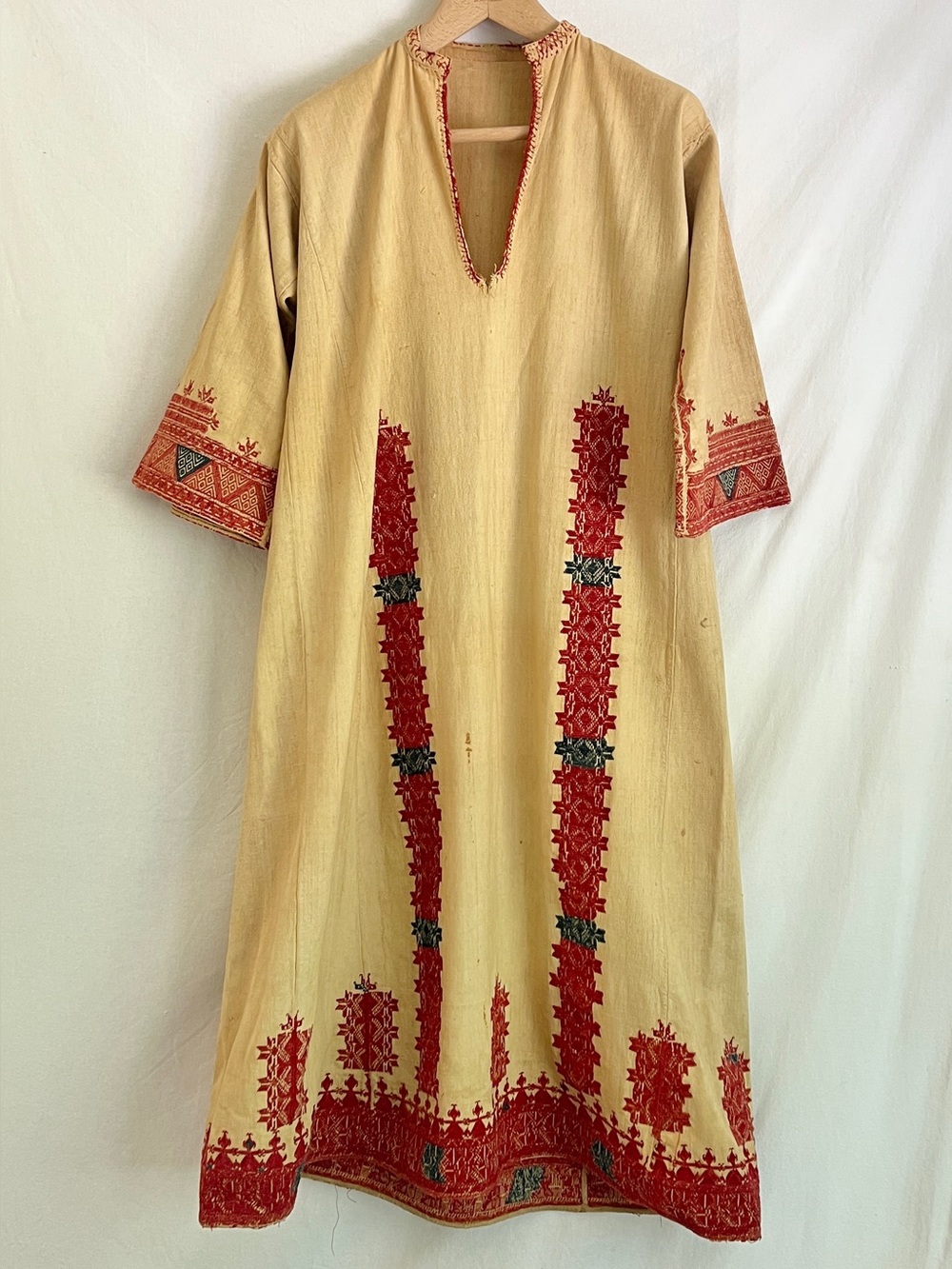 Antique Palestinian Thobe Tatreez Embroidered Linen Dress c1900